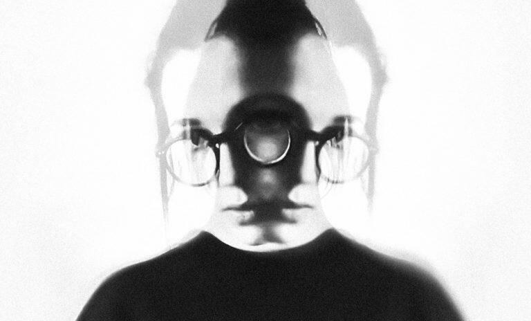 What are the main types of mental illness image.